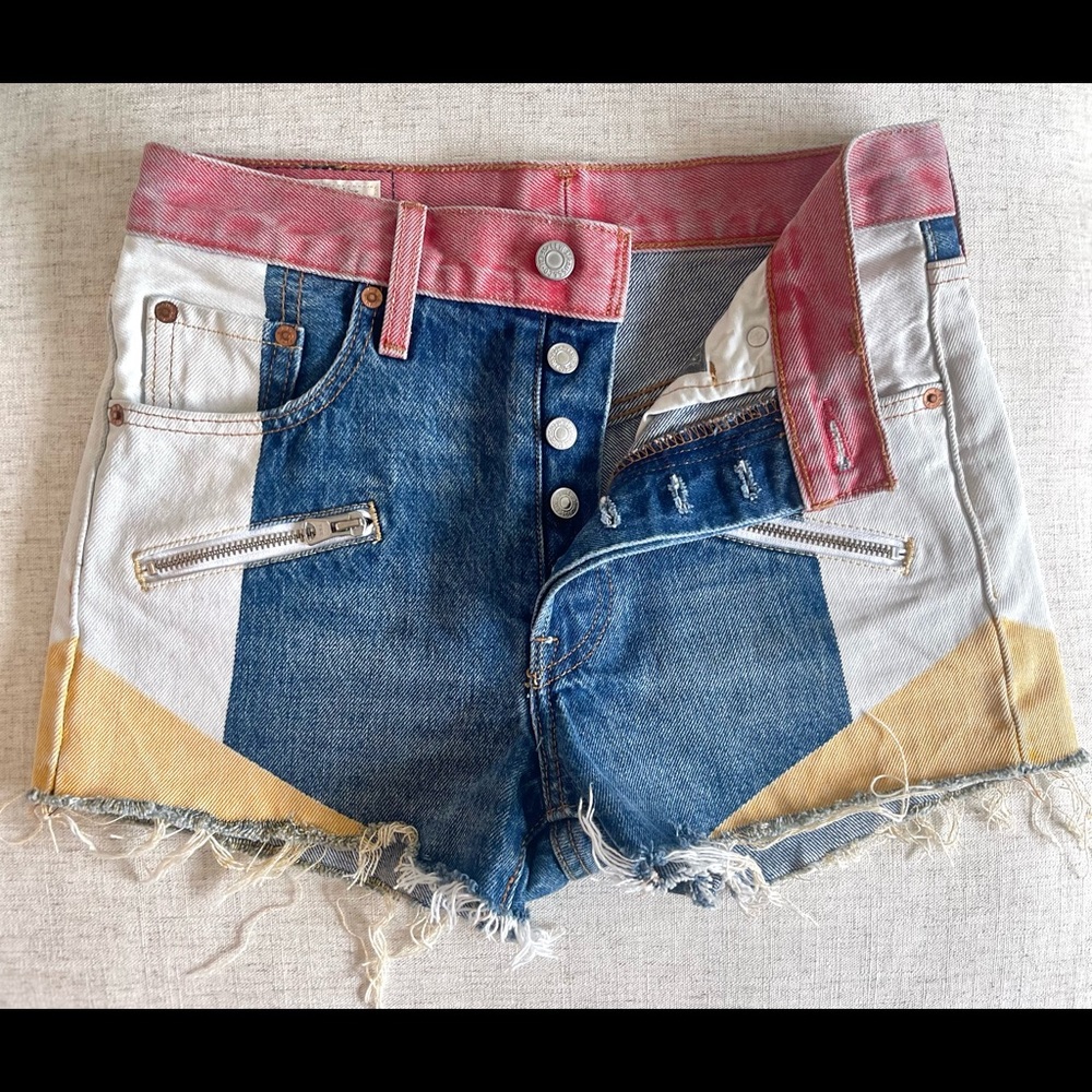 Levi’s 501 High Rise Medium Wash Color Block Denim Shorts
